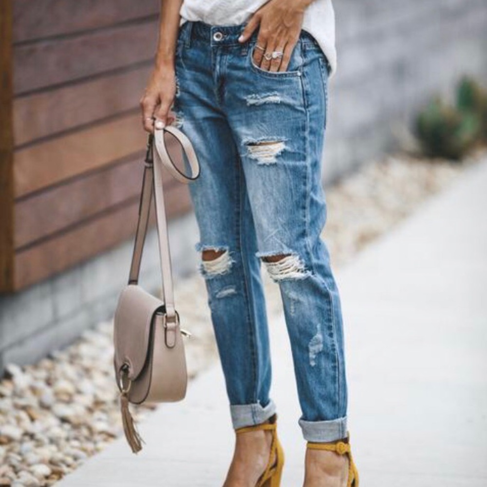Vici NWOT 😍 OUT OF STOCK  Andre Boyfriend Jean